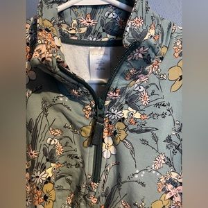 Vera Bradley 3/4 zip sweatshirt